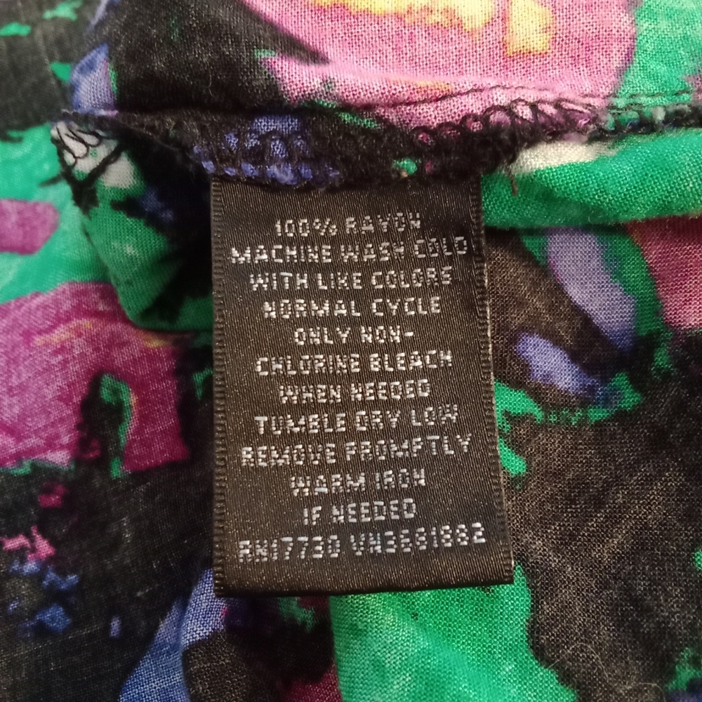 Massimo colorful floral pattern skirt with stretchy waist size small - Picture 6 of 6